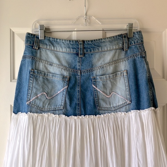 Bila Blue and White A-Line Skirt - Picture 7 of 13